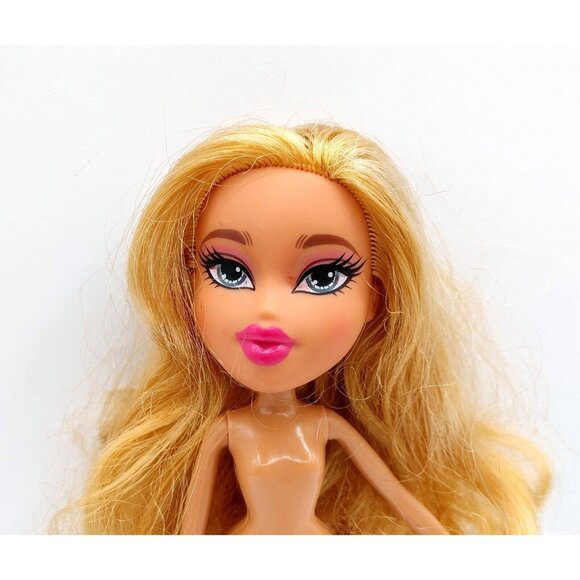 Bratz Music Festival Raya Doll 2015 MGA Nude - Picture 2 of 4